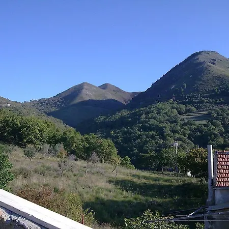 Frühstückspension Il Giardino Di Julia Tortora