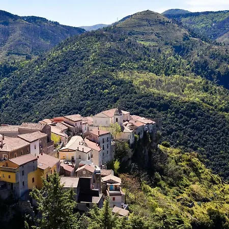 Frühstückspension Il Giardino Di Julia Tortora